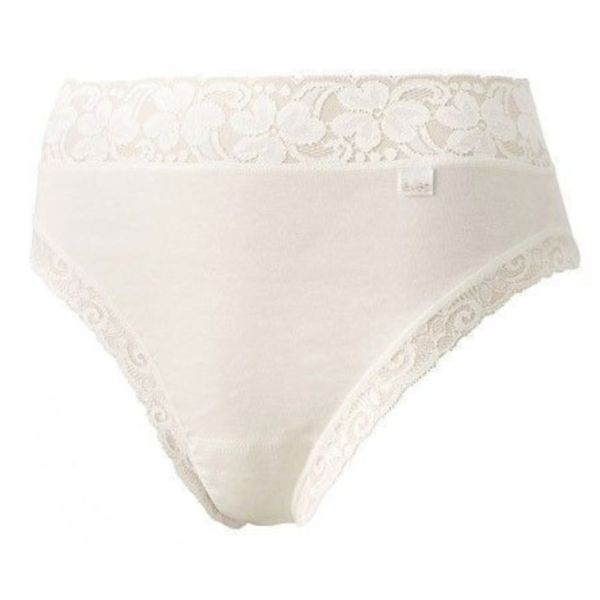 Avet 3324 slip Ivoor/Petalo met kant